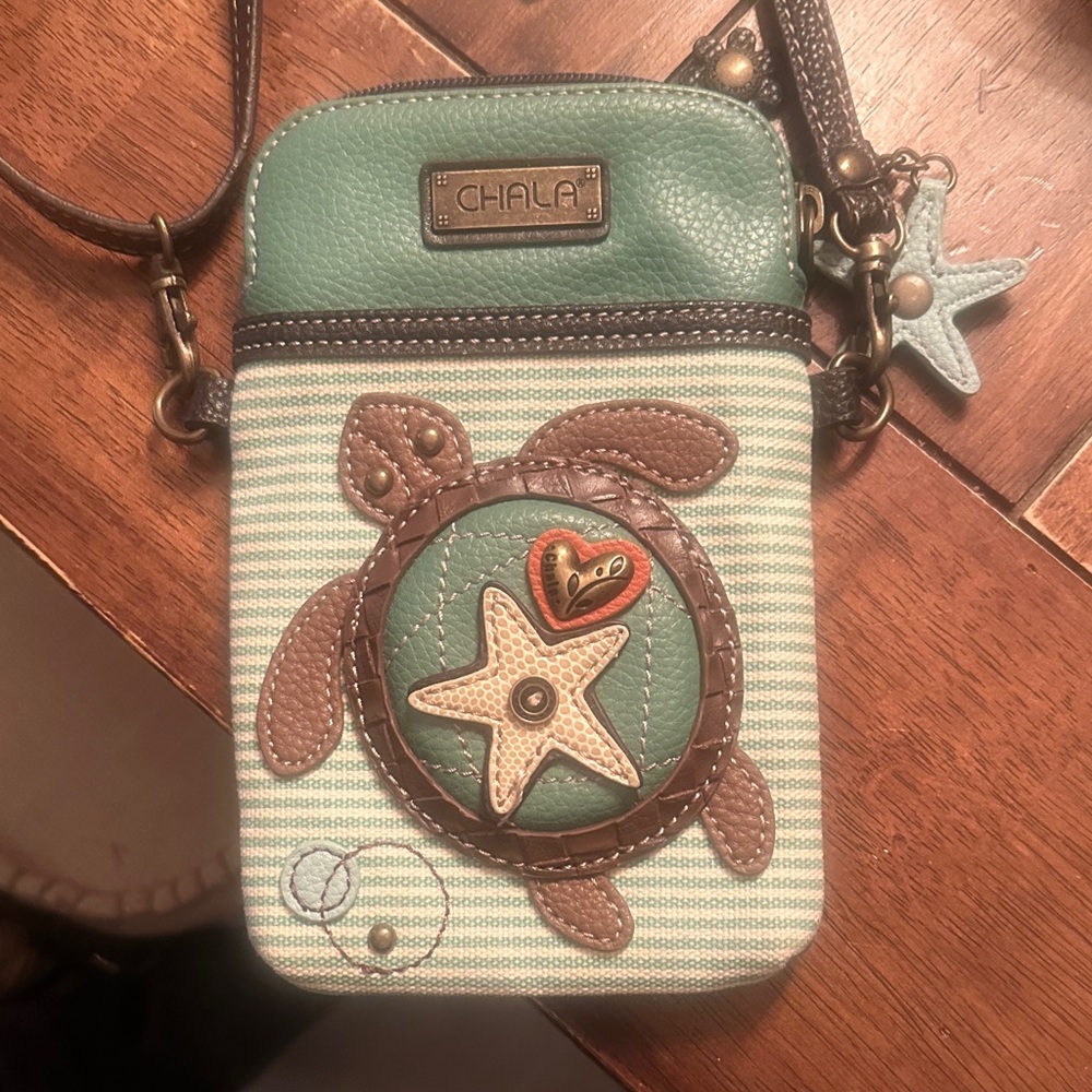 189 Chala Green and Brown Turtle Crossbody Bag